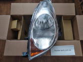 Фара права передня Nissan Note 2006-2009