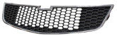 Решітка бампера середня Chevrolet Cruze 2009-2015, 96981093