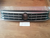 Решітка радіатора Volkswagen Passat B8 USA 2015-