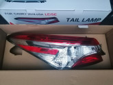 Ліхтар задній лівий Toyota Camry 70 LE 2017- (81560-06720)