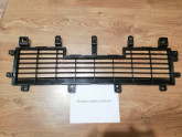 Решітка в бампер Mitsubishi PAJERO WAGON 4 2007-2012