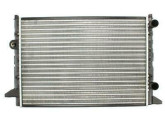 Радіатор охолодження двигуна Volkswagen Passat B3,B4 1988-1996 (3A0121253AA)