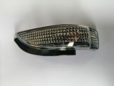Повторювач поворотів правий Toyota AURIS AVALON Camry COROLLA PRIUS YARIS (8173052100)