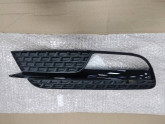 Решітка в бампер права Audi A5 B8 2012-2016, 8T0807682H01C