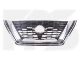 Решітка радіатора Nissan Rogue Xtrail T33 2020- без отв під камеру