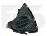 Решітка в бампер права Toyota Auris E180 2012-2015