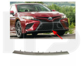 Накладка бампера переднього Toyota Camry 70 SE/XSE 2017-2021 сірий металік
