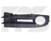 Решетка бампера VW Caddy 04-10 под ПТФ, права
