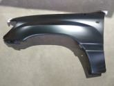 Крило переднє ліве Toyota Land Cruiser 100 1998-2008 (538126A120)