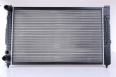 Радіатор охолодження двигуна Volkswagen Passat B5, Skoda Superb, Audi A6C5 1997-2005, 8D0121251K