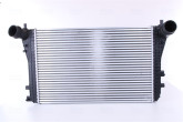 Радіатор надува (інтеркулер) Volkswagen Passat B6, B7, CC, Tiguan 2006-, 3C0145805AD, 3C0145805AE, 3C0145805AK