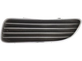 Решітка в бампер права Toyota Corolla E11 00-01, 8148212020