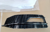 Решітка бампера ліва Audi A4 B8 2012-2016 S-LINE